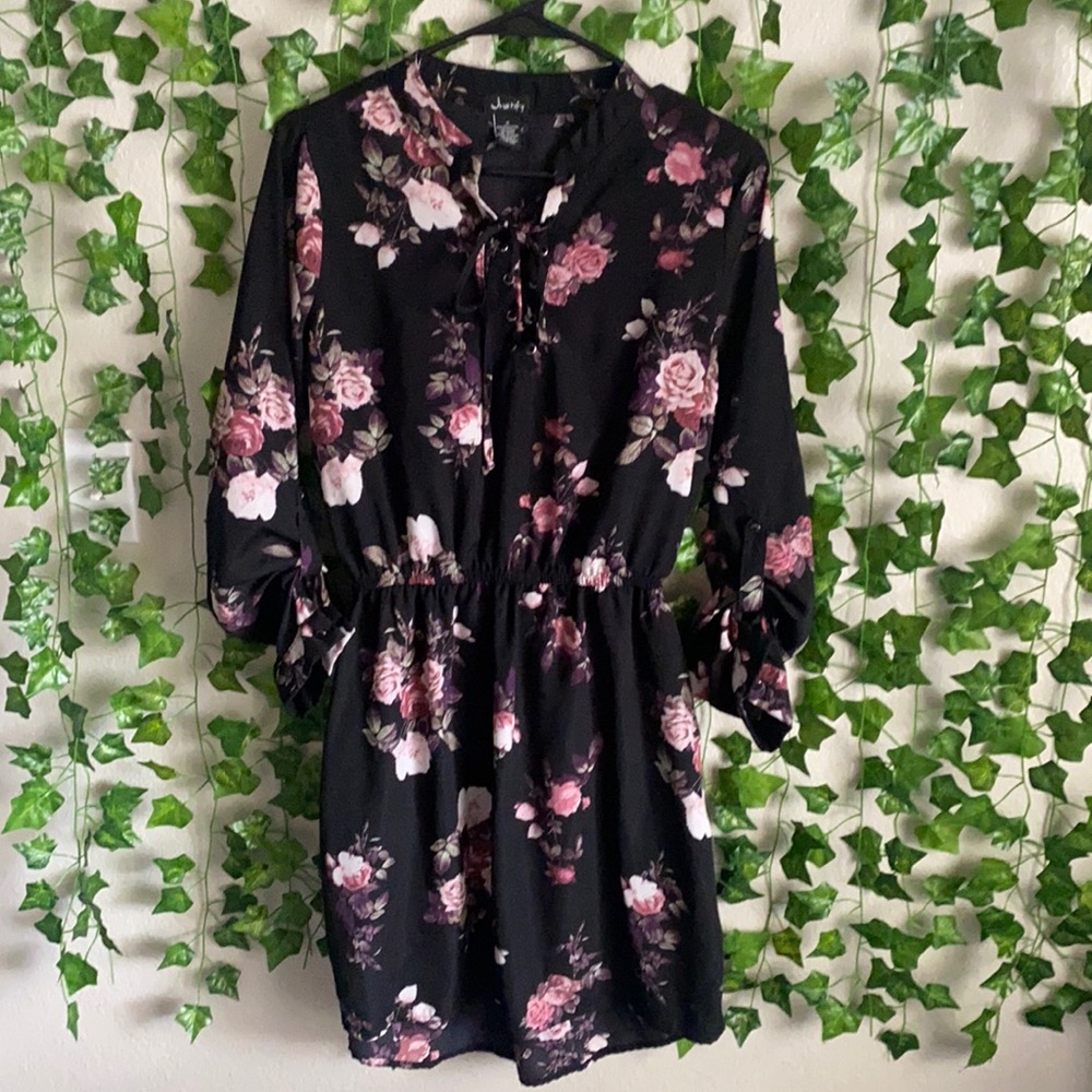 Justify collard long-sleeve black floral midi dress